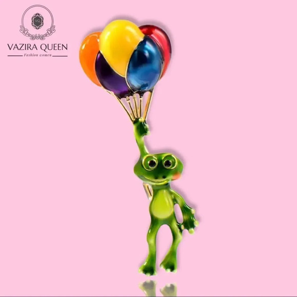 VQ Frog Brooch - Picture 1 of 7